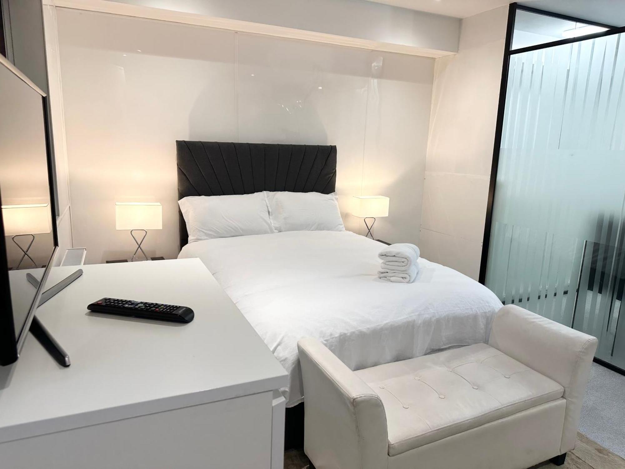 Westferry Two Apartment ลอนดอน ภายนอก รูปภาพ