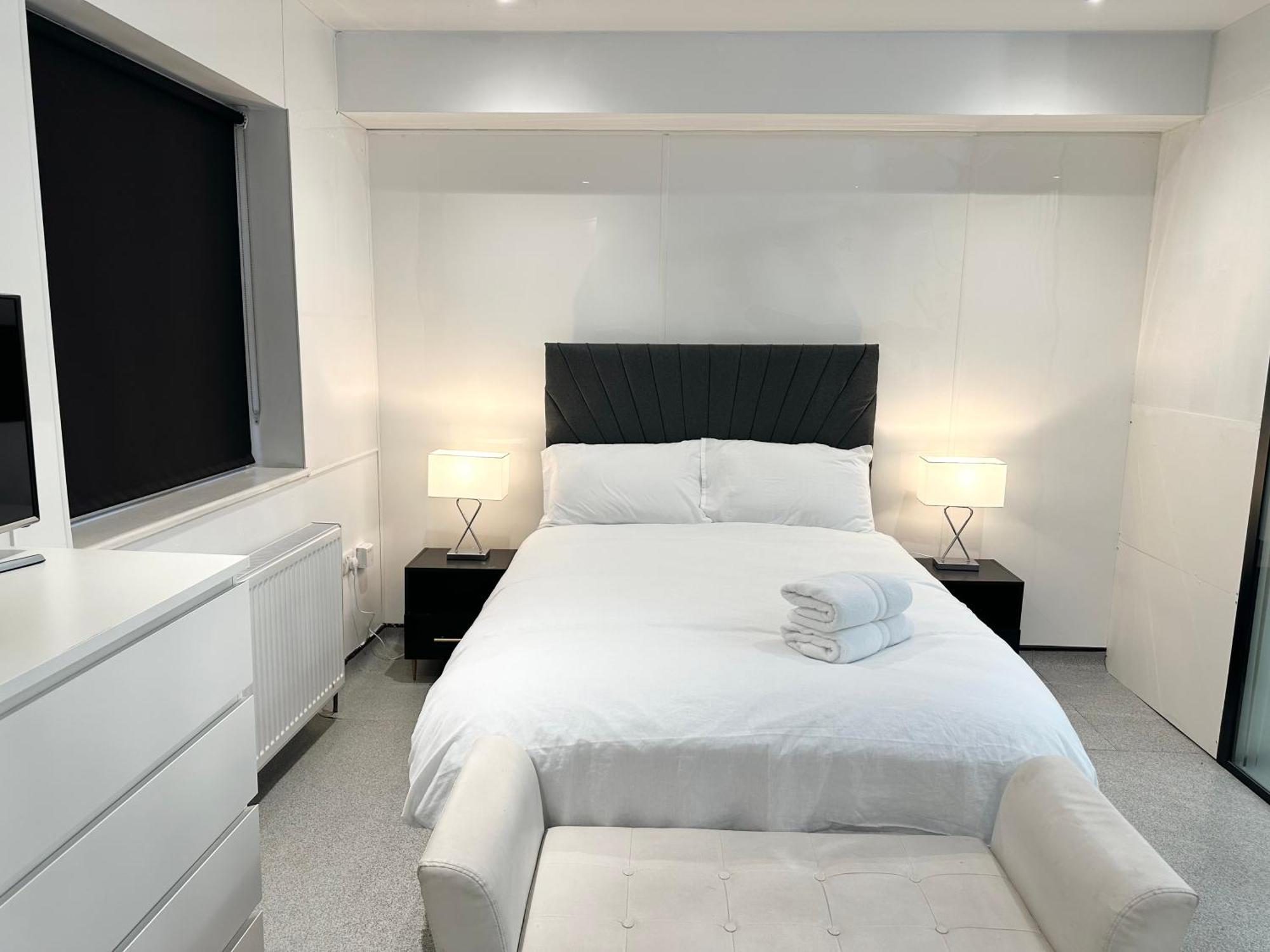 Westferry Two Apartment ลอนดอน ภายนอก รูปภาพ