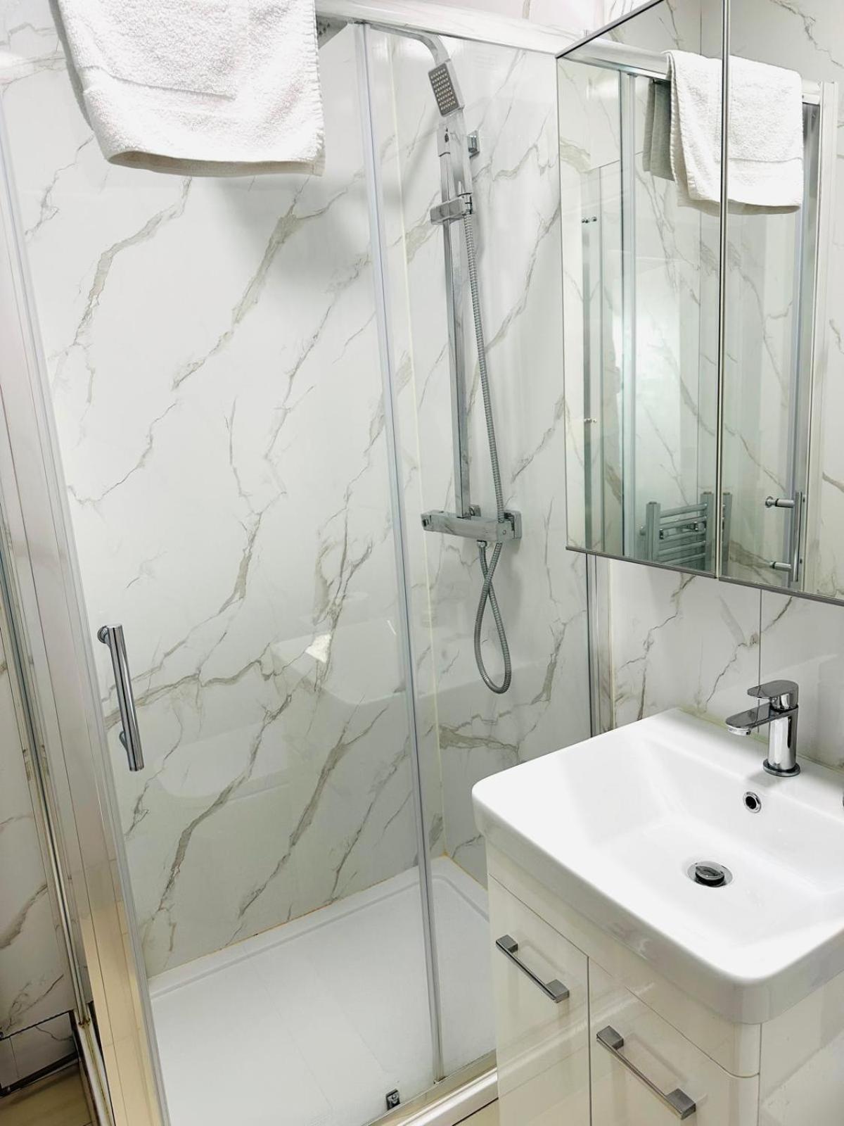Westferry Two Apartment ลอนดอน ภายนอก รูปภาพ