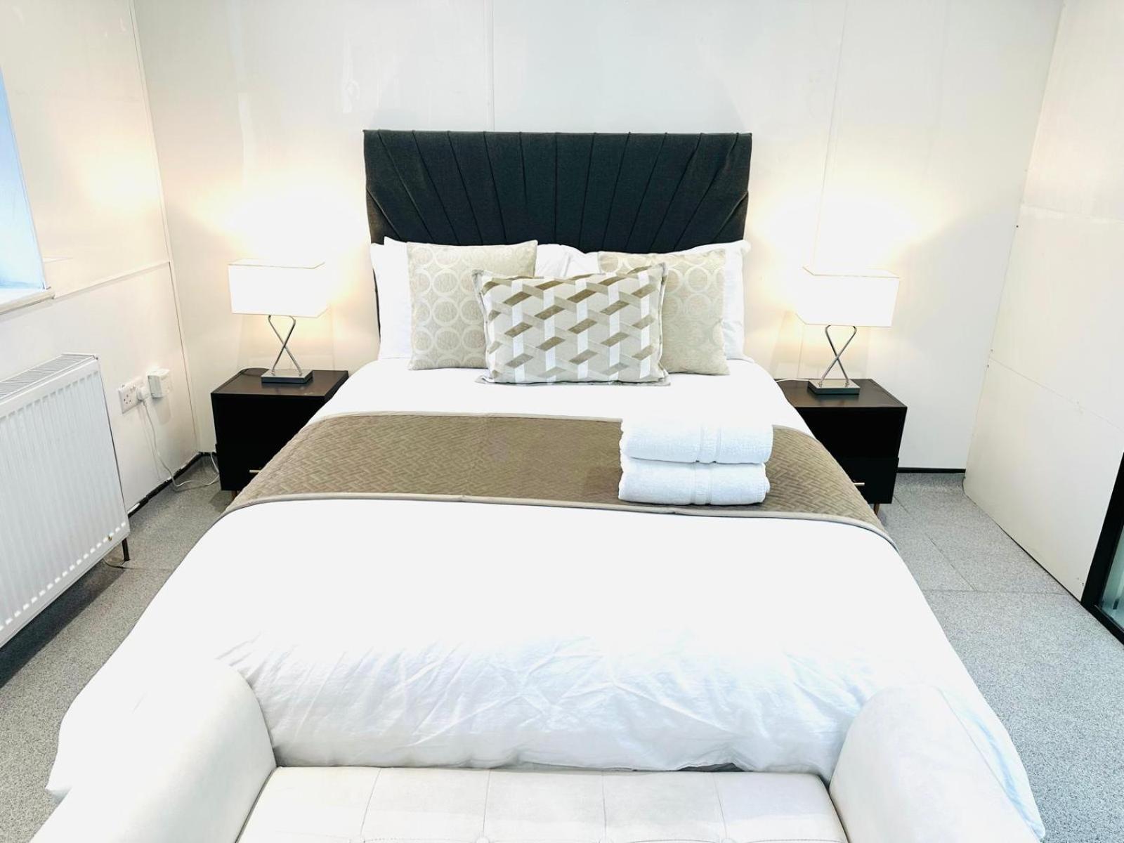 Westferry Two Apartment ลอนดอน ภายนอก รูปภาพ